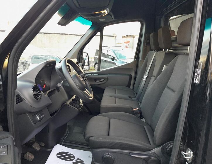 Mercedes-Benz Sprinter 22