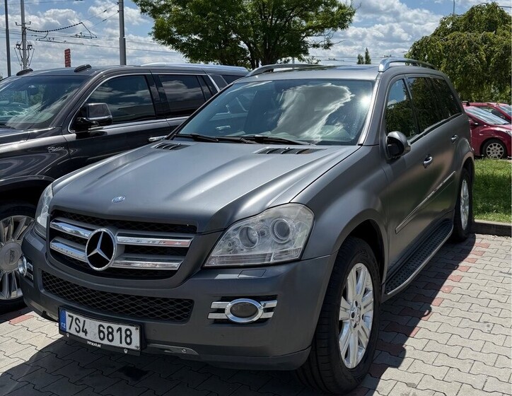 Mercedes-Benz GL 16