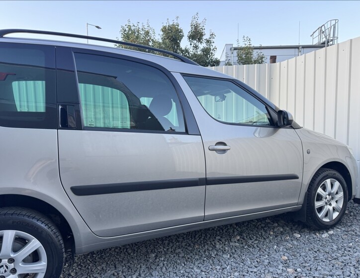 Škoda Roomster 17