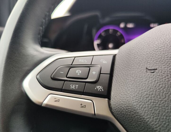 Volkswagen Golf 28