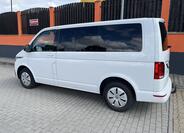 Volkswagen Caravelle 8