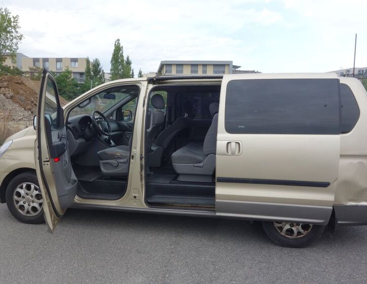 Hyundai H 1 8