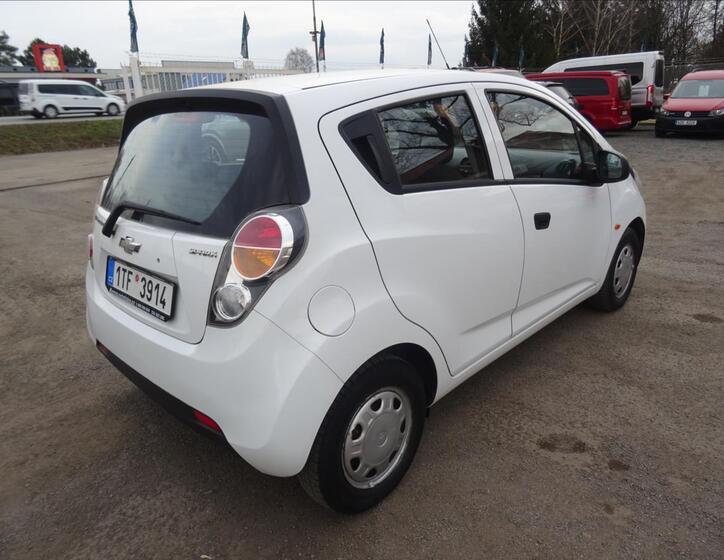 Chevrolet Spark 7