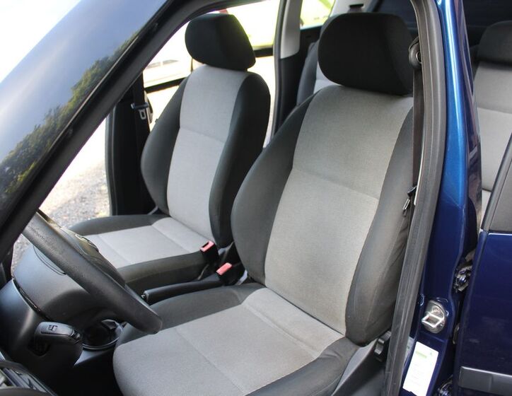 Škoda Roomster 16