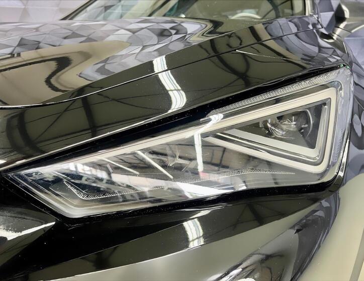 Cupra Formentor 8