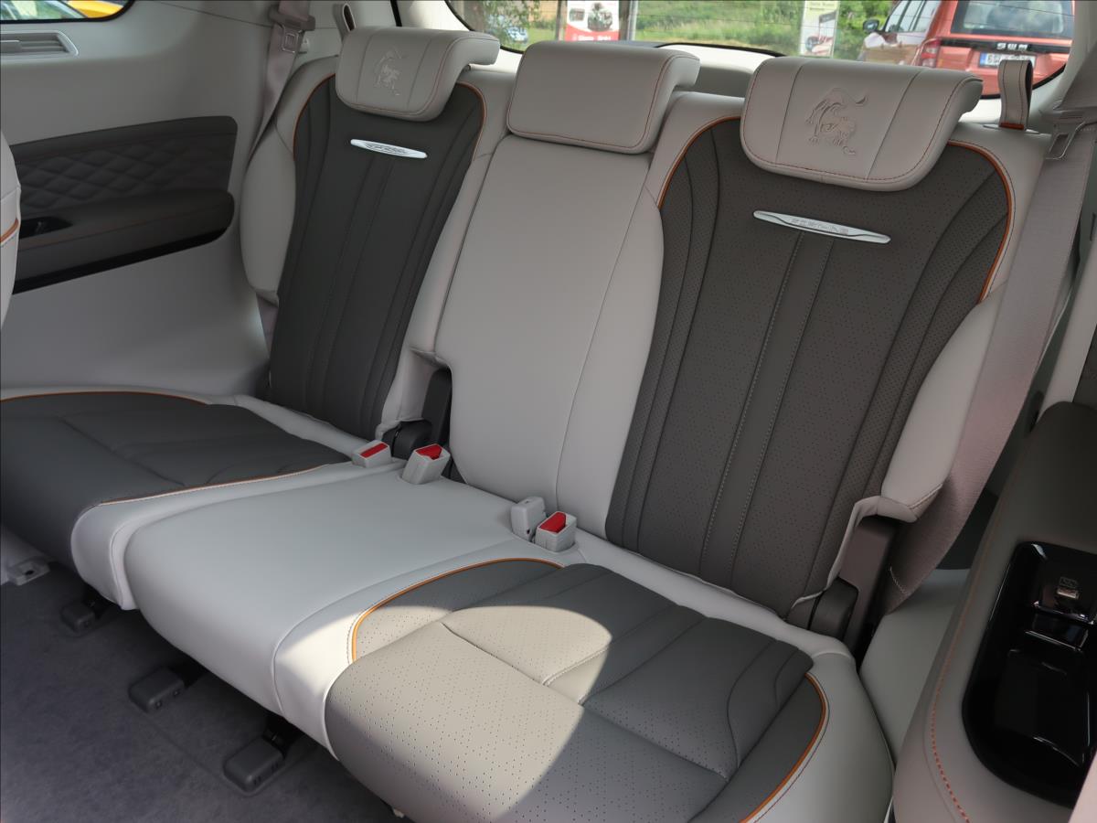 Dongfeng U-Tour