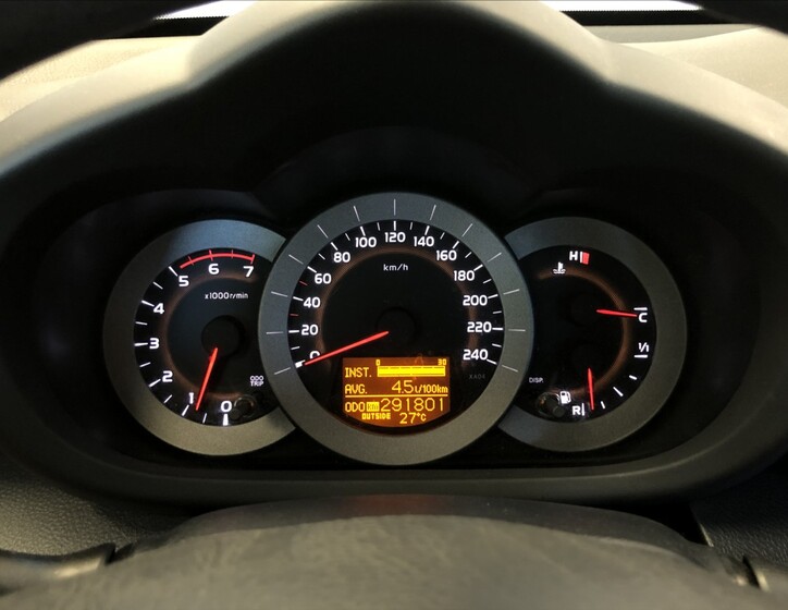 Toyota RAV4 19