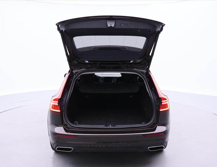 Volvo V60 9