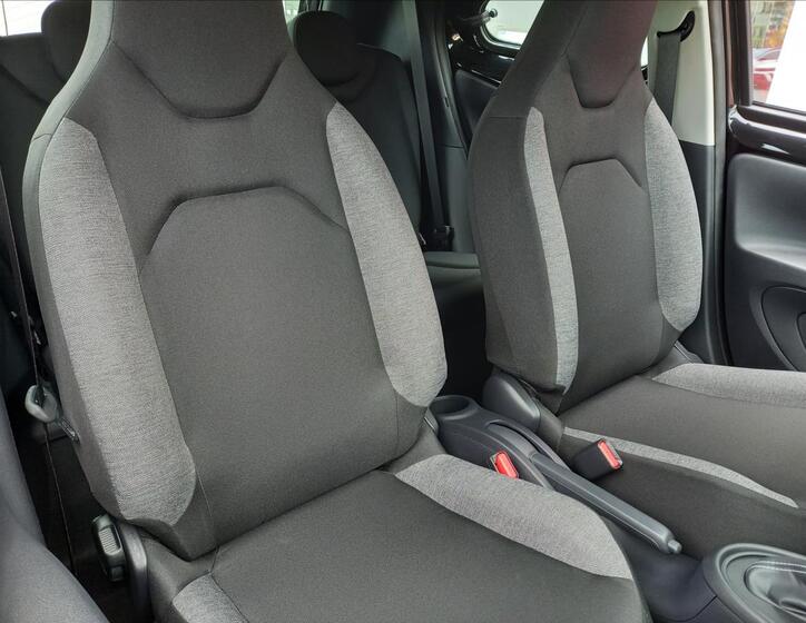 Toyota Aygo 8