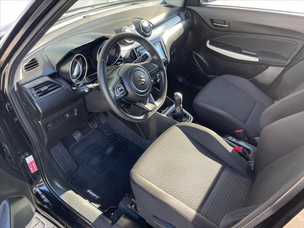 Suzuki Swift 11