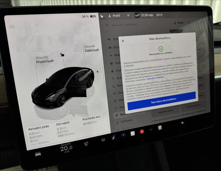 Tesla Model 3 22