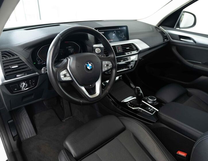 BMW X3 7