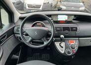 Peugeot 807 9