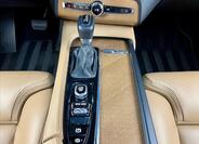 Volvo XC90 23