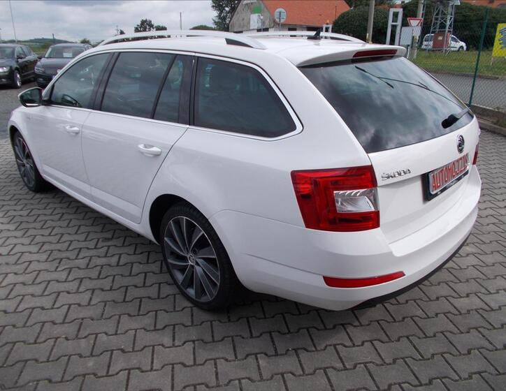 Škoda Octavia 12