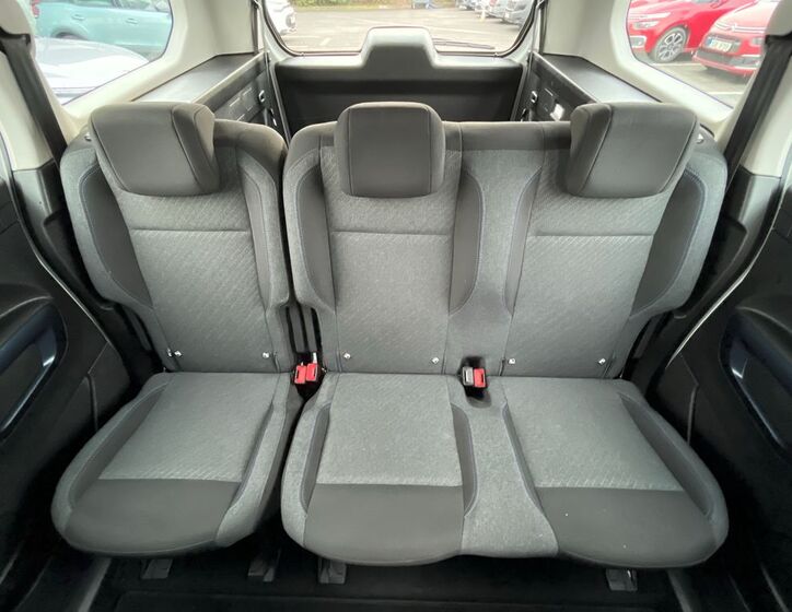 Peugeot Rifter 7