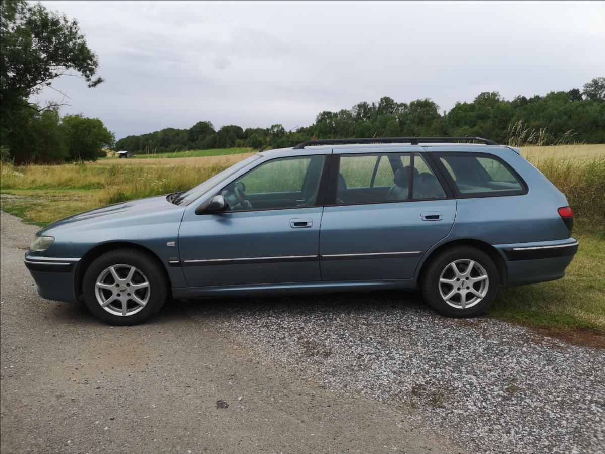 Peugeot 406