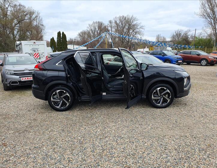 Mitsubishi Eclipse Cross 14