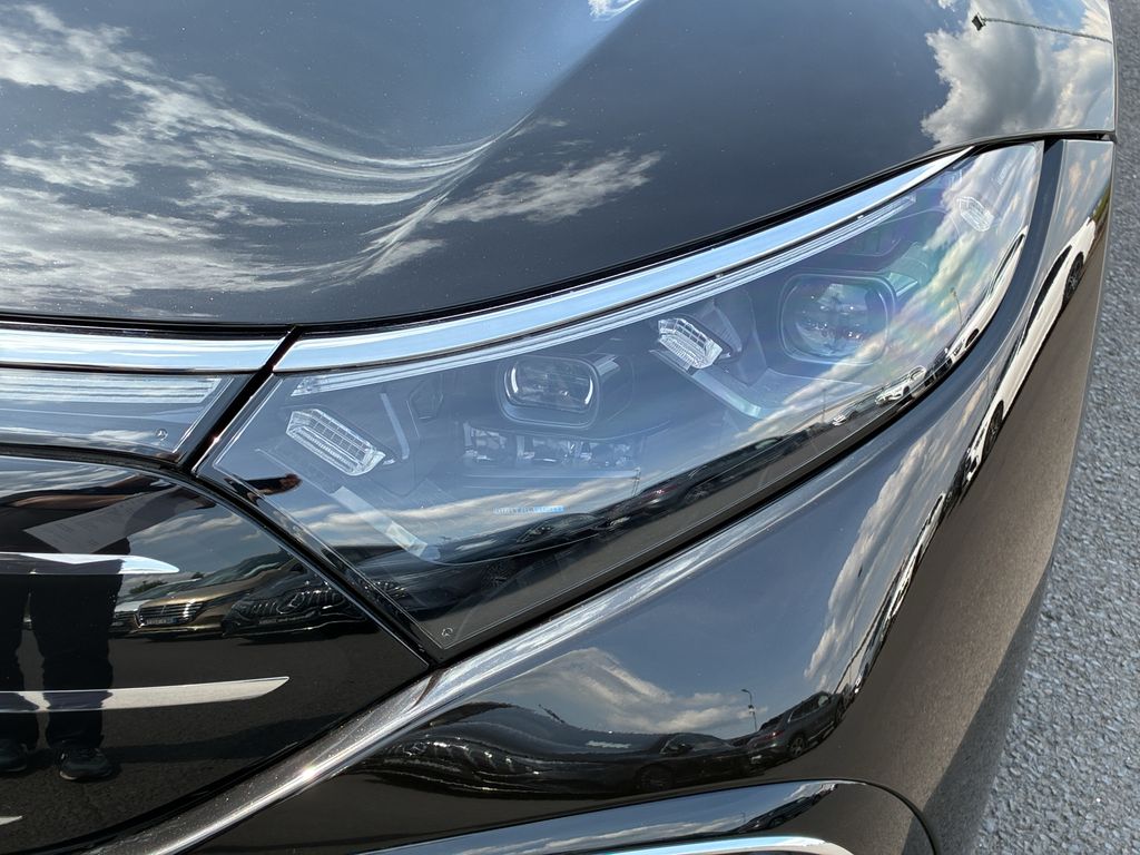 Mercedes-Benz EQS