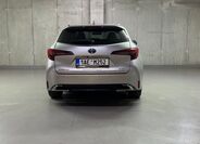 Toyota Corolla 6