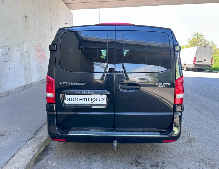 Mercedes-Benz Vito 7