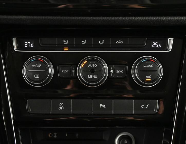 Volkswagen Touran 22