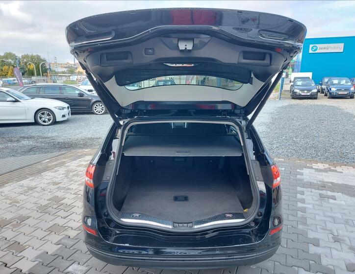 Ford Mondeo 17
