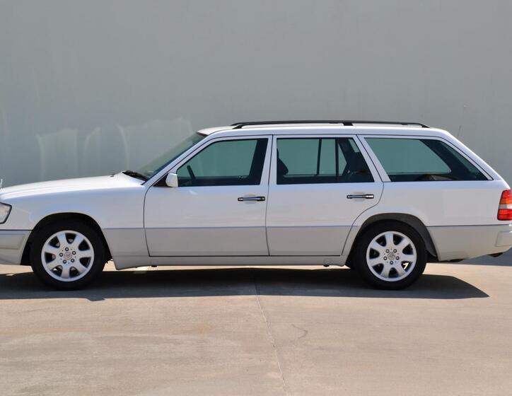 Mercedes-Benz 124 6