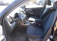 Toyota RAV4 12