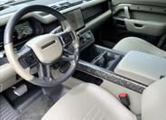 Land Rover Defender 16