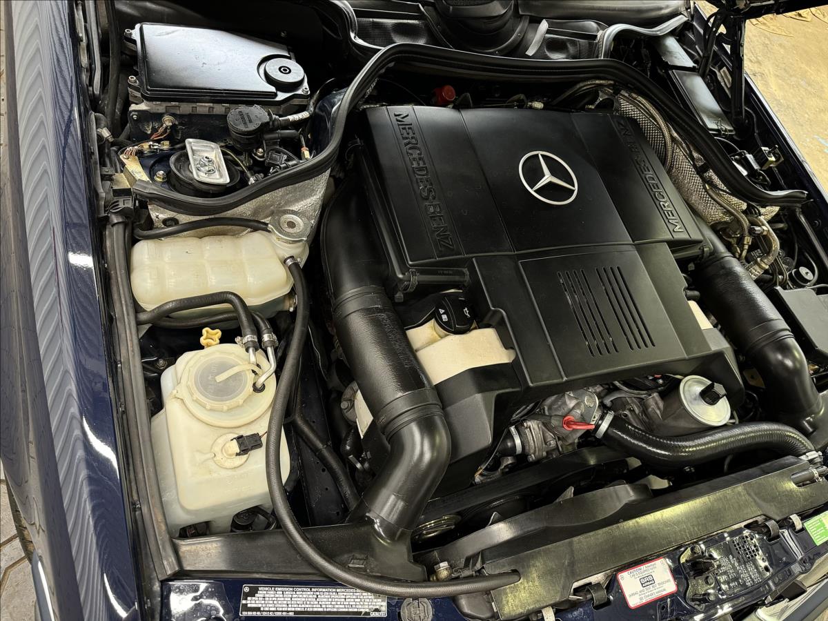 Mercedes-Benz 124