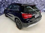 Mercedes-Benz GLA 5