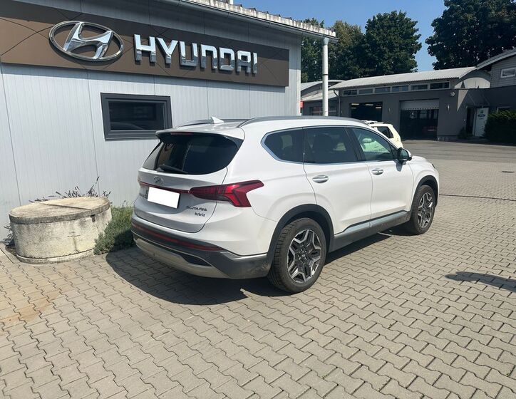 Hyundai Santa Fe 5