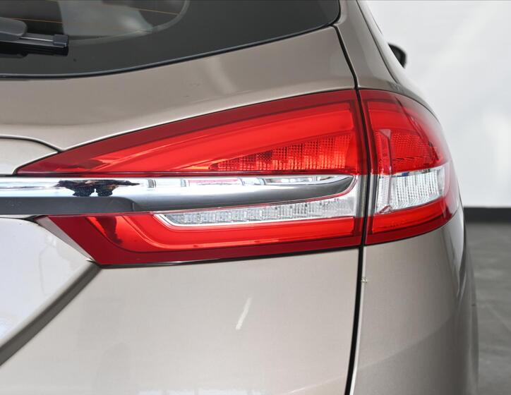 Ford Mondeo 32