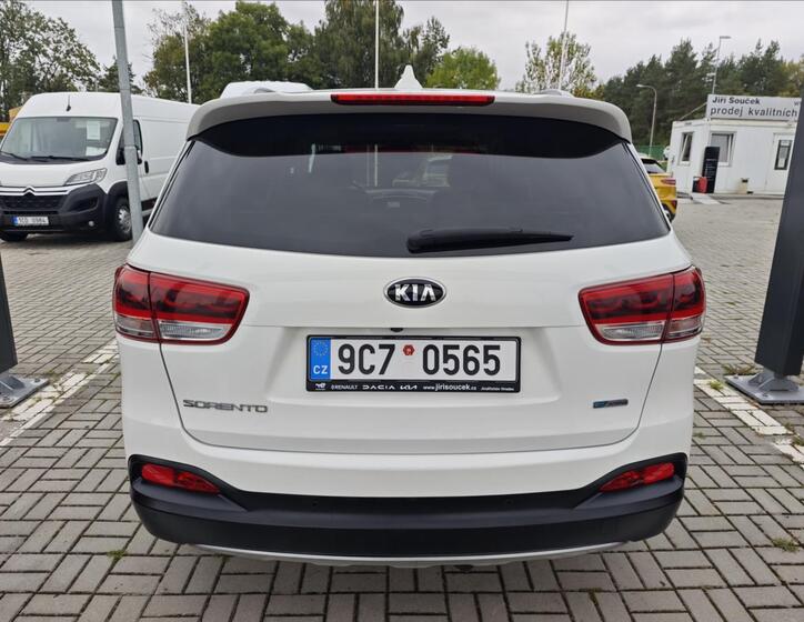 KIA Sorento 5