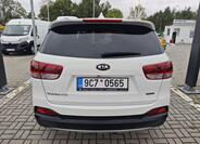 KIA Sorento 5