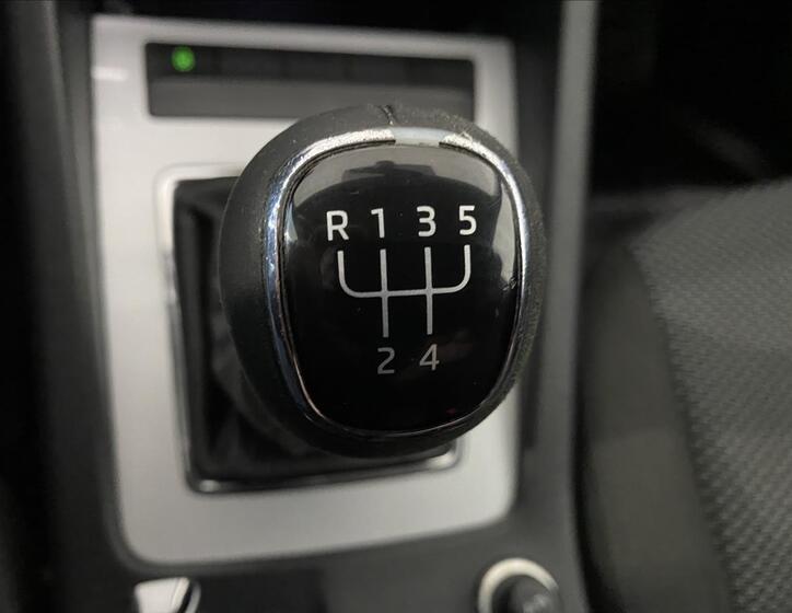Škoda Octavia 12
