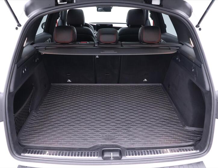 Mercedes-Benz GLC 10