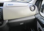 Renault Trafic 10