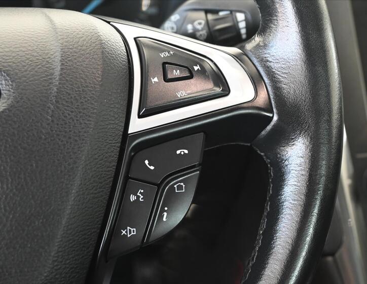 Ford Mondeo 18