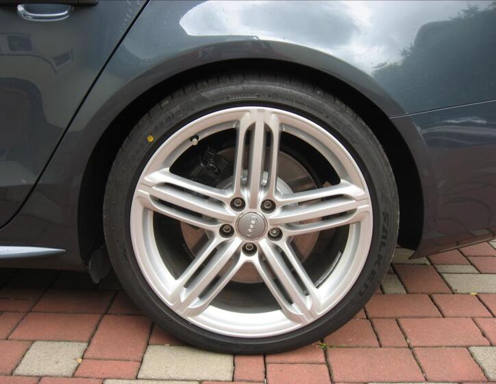 Audi S4 41