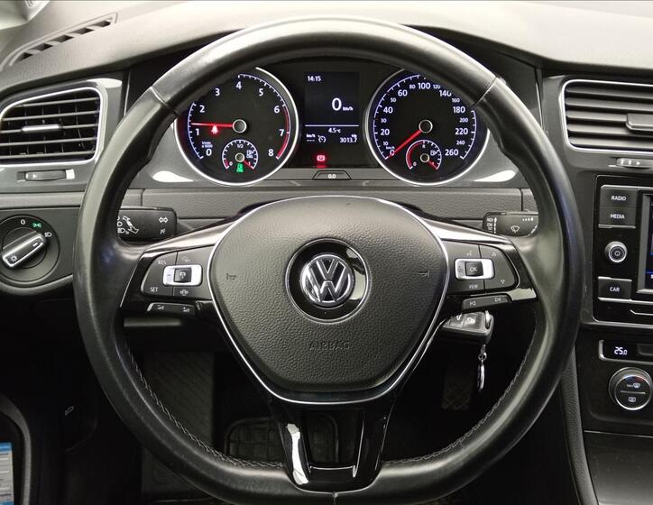 Volkswagen Golf 13