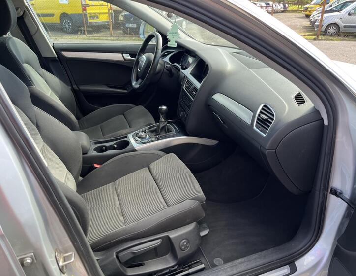 Audi A4 10