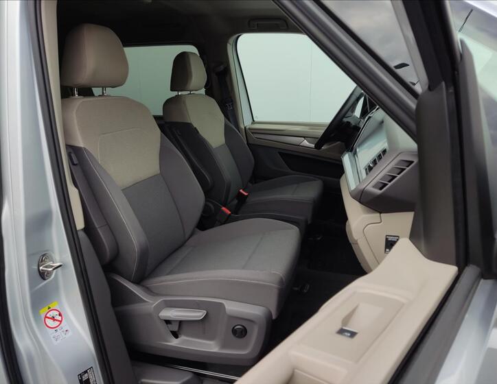 Volkswagen Multivan 19