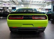 Dodge Challenger 4