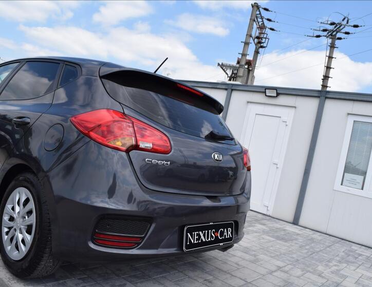 KIA Ceed 12