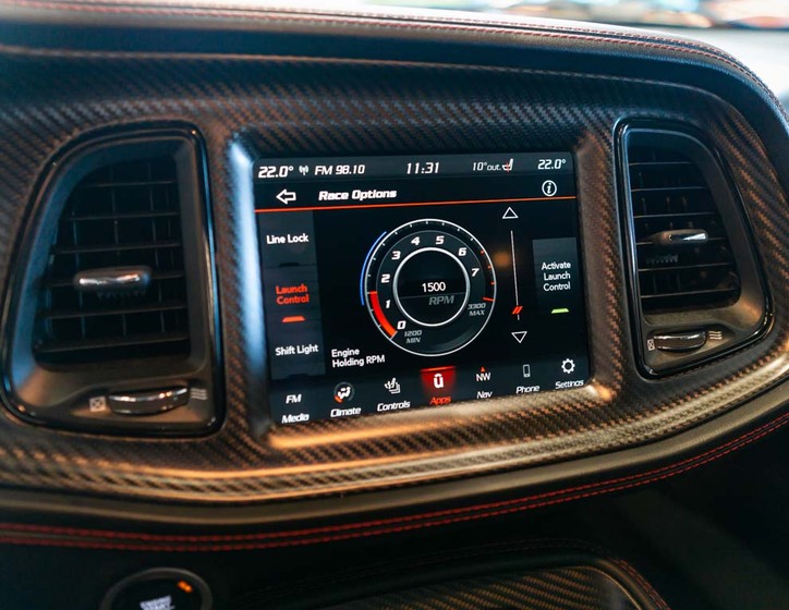 Dodge Challenger 32