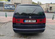 Volkswagen Sharan 9