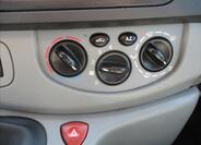 Opel Vivaro 12