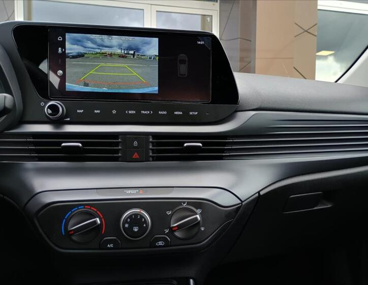 Hyundai i20 9